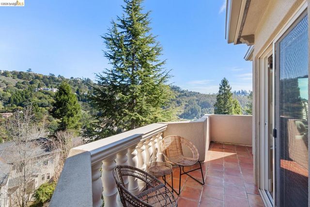 6839 6839 Sherwick Dr, Berkeley, CA 94705