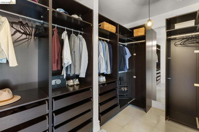 6839 6839 Sherwick Dr, Berkeley, CA 94705