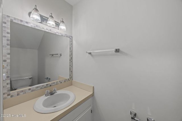 1517 College Way, New Bern, NC 28562