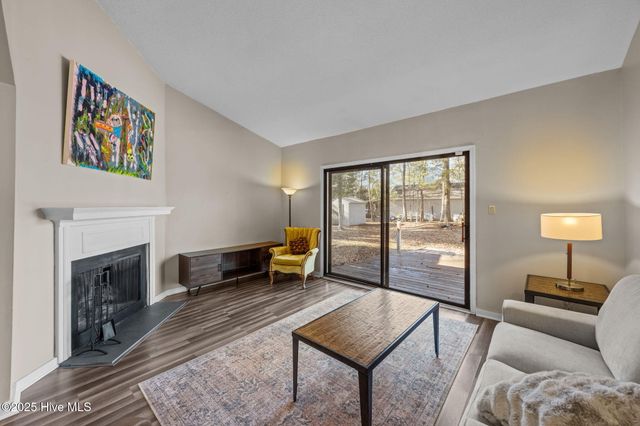 1517 College Way, New Bern, NC 28562