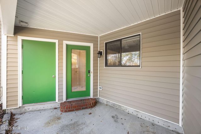 1517 College Way, New Bern, NC 28562