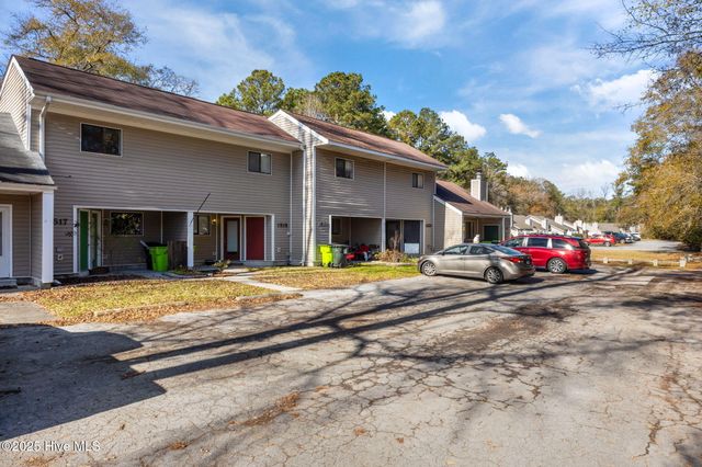 1517 College Way, New Bern, NC 28562