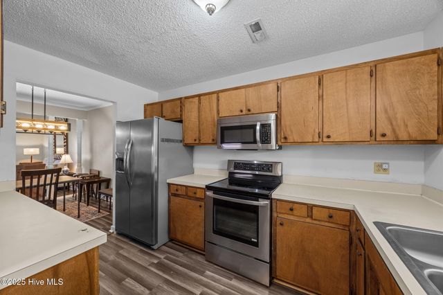 1517 College Way, New Bern, NC 28562