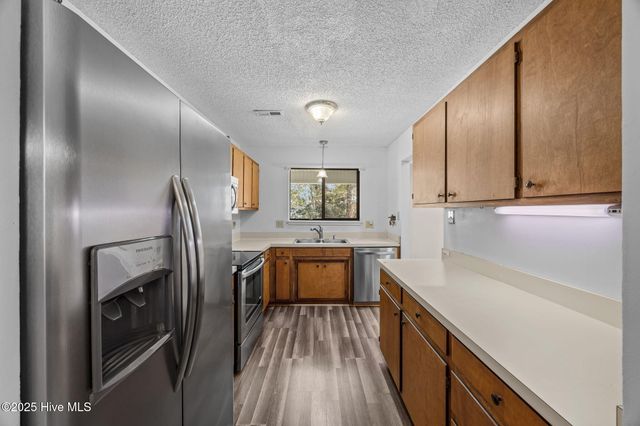 1517 College Way, New Bern, NC 28562