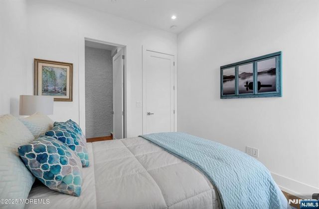 200 N Ocean Avenue 13, Long Branch, NJ 07740