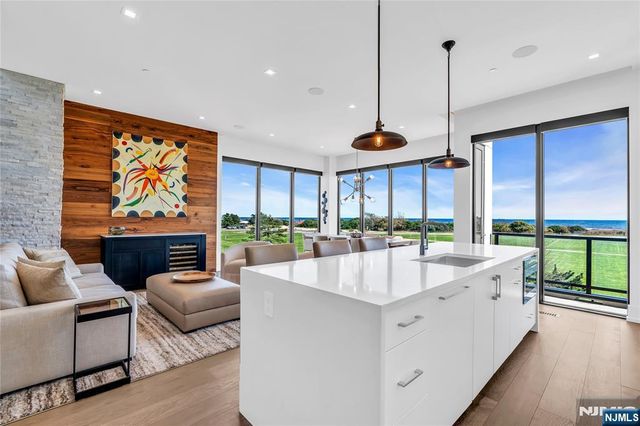 200 N Ocean Avenue 13, Long Branch, NJ 07740