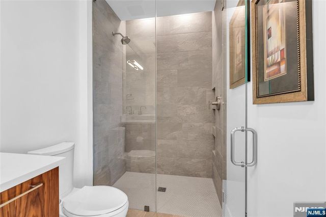 200 N Ocean Avenue 13, Long Branch, NJ 07740