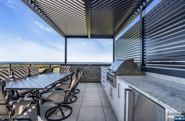 200 N Ocean Avenue 13, Long Branch, NJ 07740