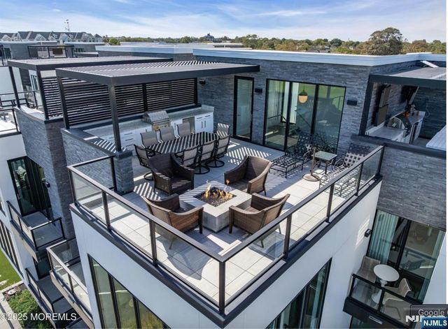 200 N Ocean Avenue 13, Long Branch, NJ 07740