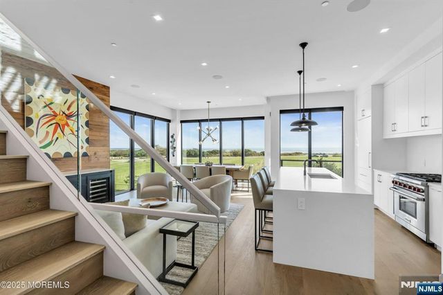 200 N Ocean Avenue 13, Long Branch, NJ 07740