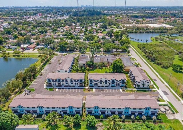 6171 SW 36TH Court 30, Miramar, FL 33023