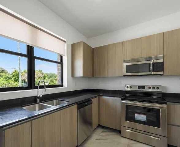 6171 SW 36TH Court 30, Miramar, FL 33023