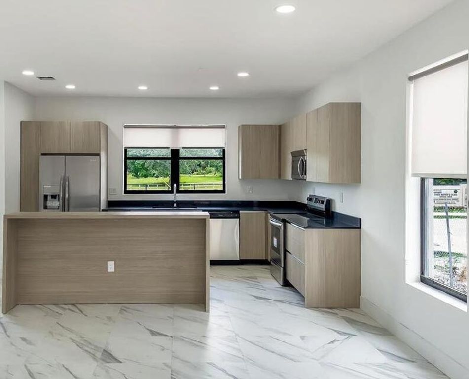 6171 SW 36TH Court 30, Miramar, FL 33023