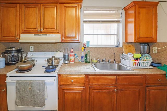333 SW 30th Avenue, Miami, FL 33135
