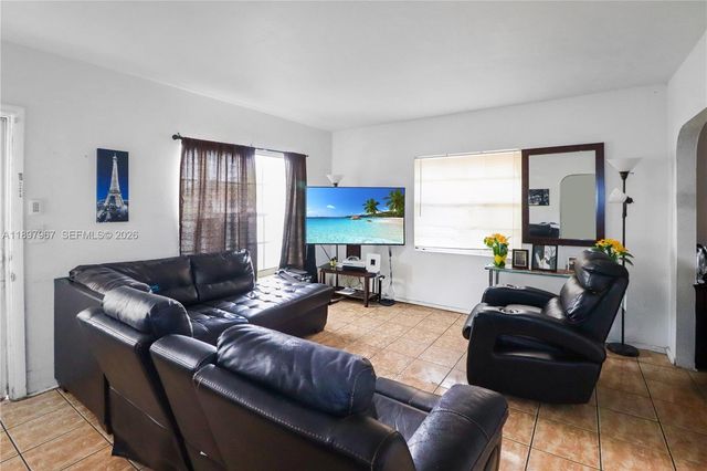 333 SW 30th Avenue, Miami, FL 33135