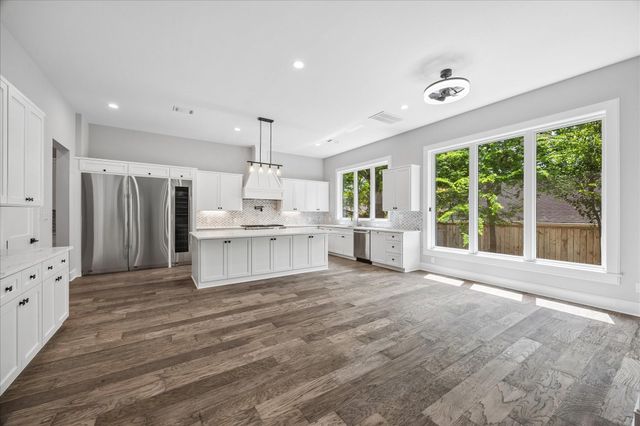 2065 Southgate Boulevard, Houston, TX 77030