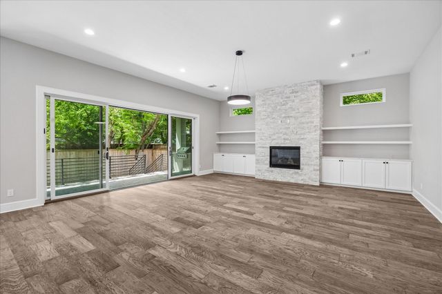 2065 Southgate Boulevard, Houston, TX 77030