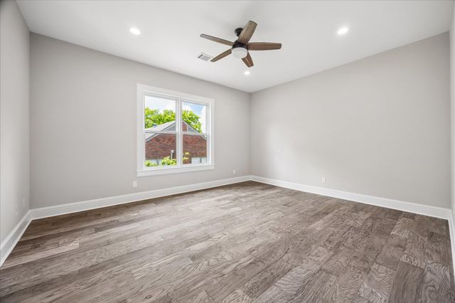2065 Southgate Boulevard, Houston, TX 77030