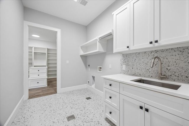 2065 Southgate Boulevard, Houston, TX 77030