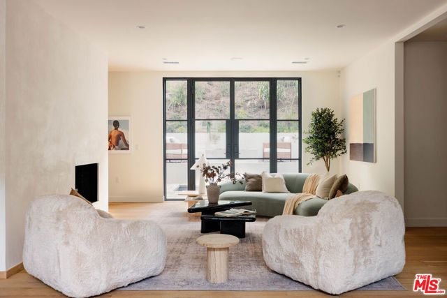 1937 N Beverly Drive, Beverly Hills, CA 90210