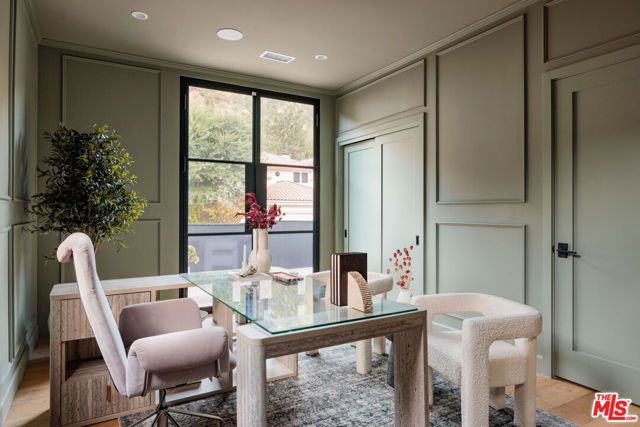 1937 N Beverly Drive, Beverly Hills, CA 90210