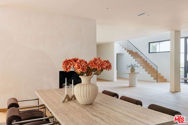1937 N Beverly Drive, Beverly Hills, CA 90210