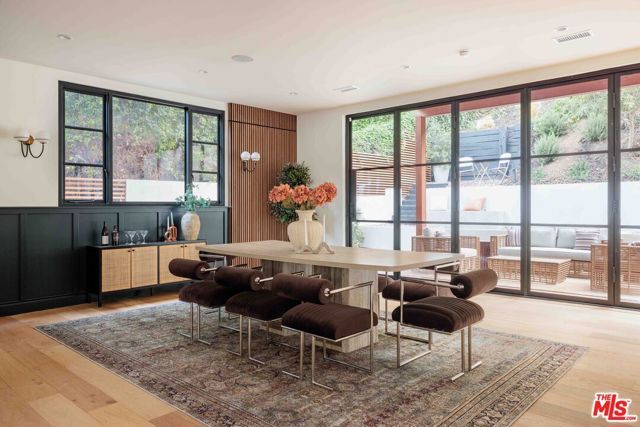1937 N Beverly Drive, Beverly Hills, CA 90210