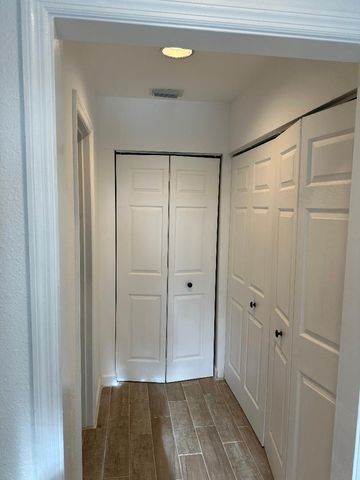 1608 Shaker Circle, Wellington, FL 33414