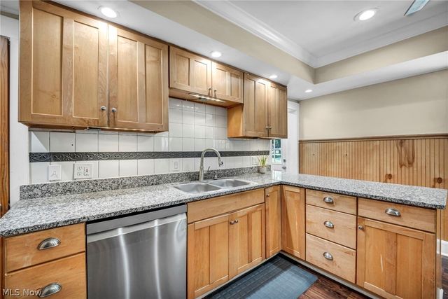 31 Fairfield Road, Painesville Twp, OH 44077
