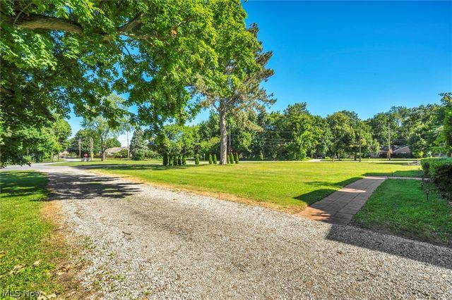 31 Fairfield Road, Painesville Twp, OH 44077