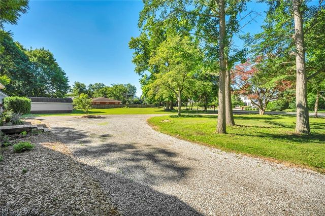 31 Fairfield Road, Painesville Twp, OH 44077