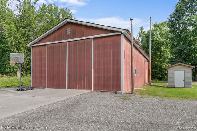 12980 Metcalf Road, Brockway, MI 48097