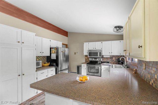 12980 Metcalf Road, Brockway, MI 48097