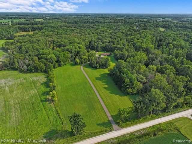 12980 Metcalf Road, Brockway, MI 48097
