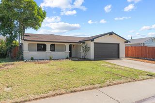8404 Sunrise Woods Way, Sacramento, CA 95828