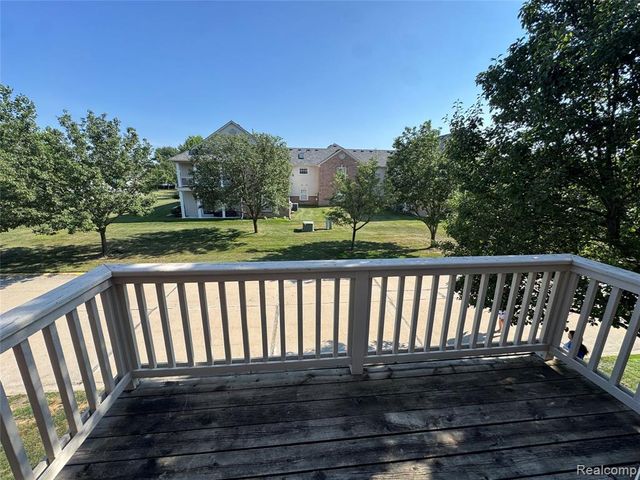 21083 Cooper Drive, Macomb, MI 48044