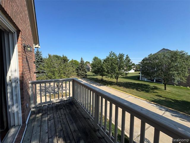 21083 Cooper Drive, Macomb, MI 48044
