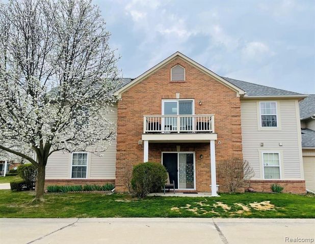 21083 Cooper Drive, Macomb, MI 48044