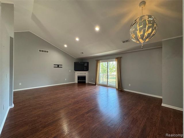 21083 Cooper Drive, Macomb, MI 48044