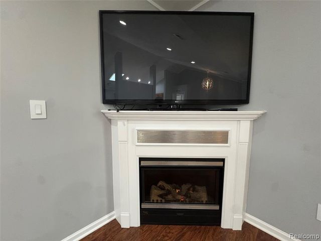 21083 Cooper Drive, Macomb, MI 48044