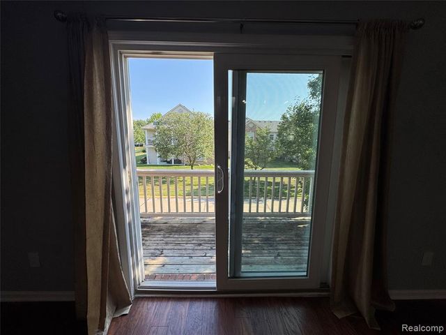 21083 Cooper Drive, Macomb, MI 48044