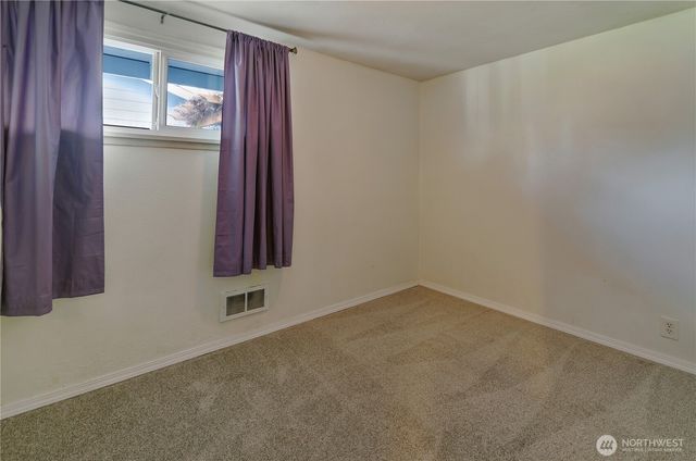 3645 67th Avenue W, University Place, WA 98466