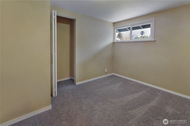 3645 67th Avenue W, University Place, WA 98466