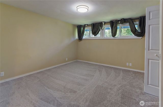 3645 67th Avenue W, University Place, WA 98466