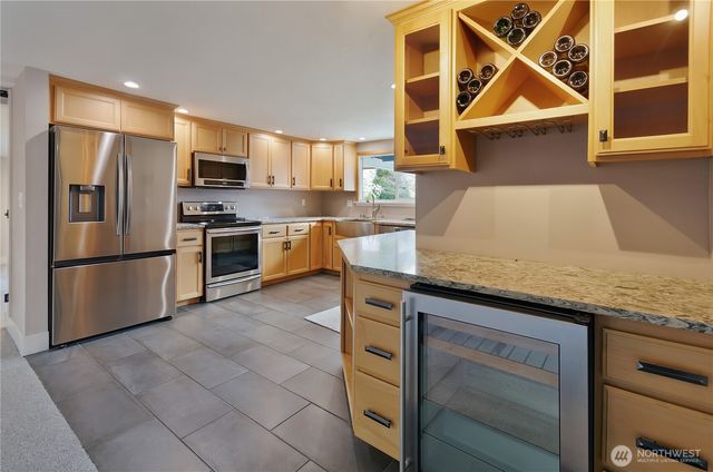 3645 67th Avenue W, University Place, WA 98466