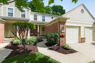 7866 Rivergate Drive, Westland, MI 48185