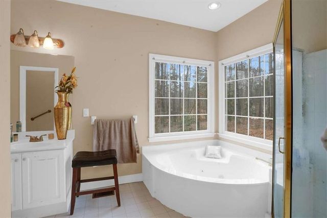 215 Pebblecreek SW Place, South Fulton, GA 30331