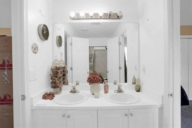 215 Pebblecreek SW Place, South Fulton, GA 30331