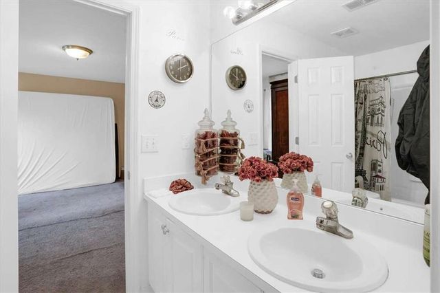 215 Pebblecreek SW Place, South Fulton, GA 30331