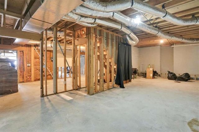 215 Pebblecreek SW Place, South Fulton, GA 30331